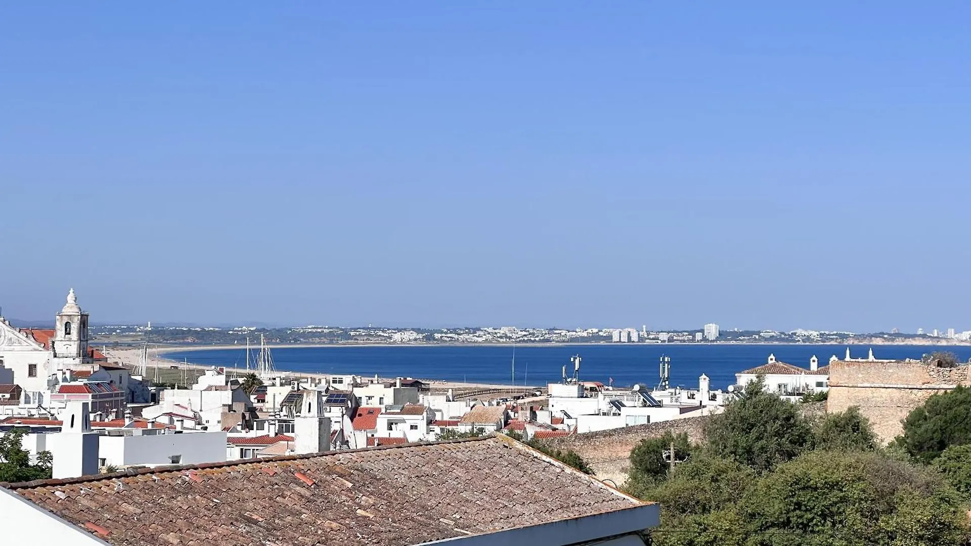 The Cate House - Casa Renovada A 3 Minutos Do Centro Historico Villa Lagos Holiday home