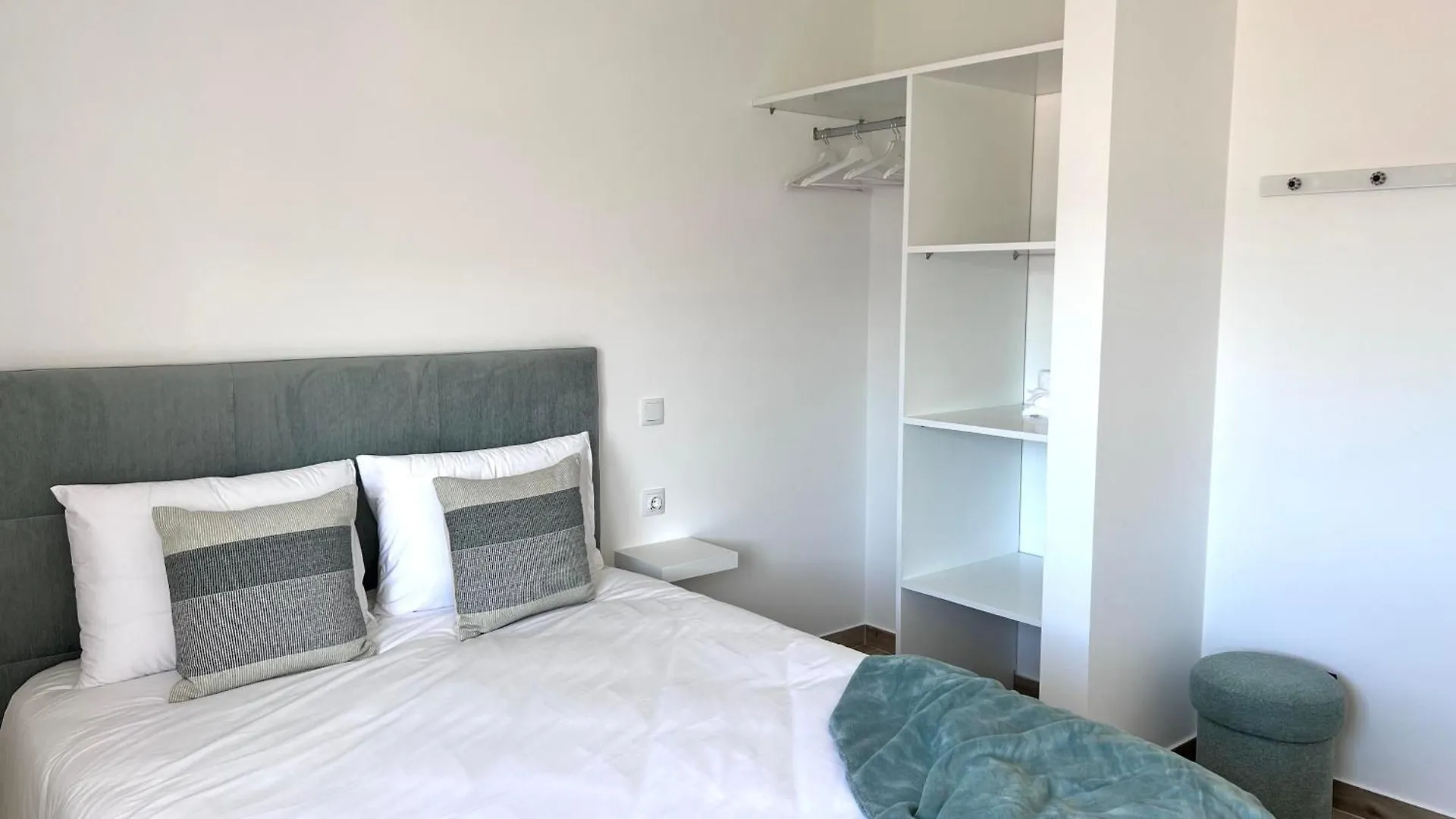 The Cate House - Casa Renovada A 3 Minutos Do Centro Historico Villa Lagos 0*,